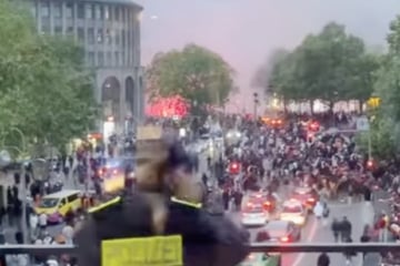 Berlin: 33 verletzte Polizisten bei Galatasaray-Meisterfeier am Breitscheidplatz