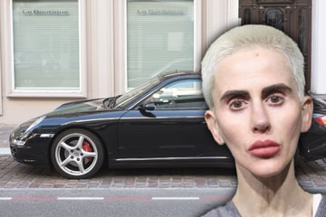 Ärztin parkt mit ihrem Porsche vor Kaufhaus: Was sie dann macht, sorgt für Kopfschütteln