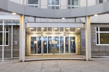 Freundin getötet und wochenlang aufgebahrt: Makaberer Mordfall mit Urteil und einem Rätsel