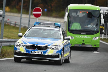 Polizei kontrolliert Reisebusse: Das Ergebnis ist erschreckend