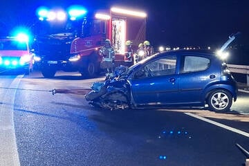 Unfall A: Citroën kracht auf A10 in Leitplanke: Fahrer verletzt
