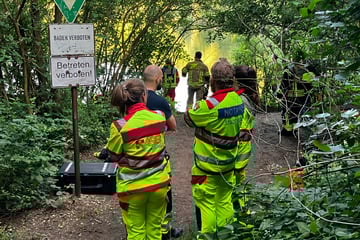 Spaziergänger findet Leiche in Kölner See: Ist es der vermisste Mann?