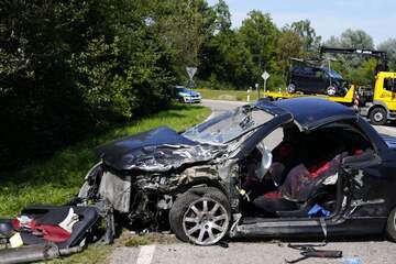 Nach Unfall mit getöteter 18-Jähriger: Unfallverursacher (†73) stirbt in Krankenhaus