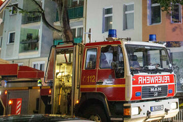 Berlin: Wiederbelebung erfolglos: Seniorin stirbt bei Brand in Prenzlauer Berg