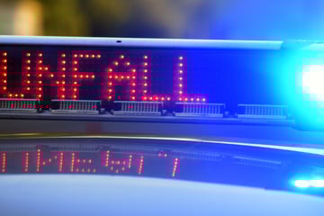 Unfall A4: Nach Unfall: Stau auf der A4