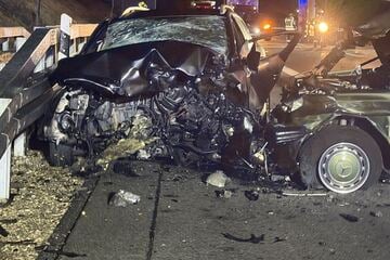 Unfall A9: Unfall mit fatalen Folgen: Vier Autos krachen ineinander, ein Mann stirbt