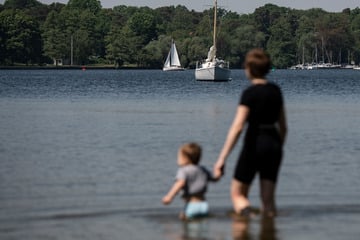 Berlin: Badewetter in Berlin, doch diese Parasiten können den Spaß verderben