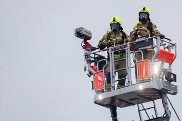 Gerade noch rechtzeitig: Magdeburger Feuerwehr löscht entstehenden Wohnungsbrand