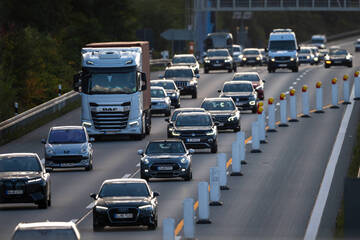 Hohe Staugefahr auf AVUS: Pendler besonders betroffen!