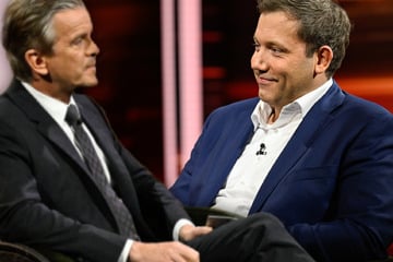 Als Finanzminister auf Gehalt von Markus Lanz anspielt, muss Publikum lachen