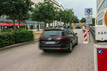 Chemnitz: crazy!  Diversion leads through the middle of Chemnitz pedestrian zone