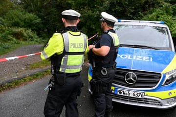 Messerattacke: Fünf Wochen nach Anschlag: Beamte suchen erneut zwei Objekte des Stadtfest-Killers