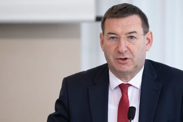 Rechnungshof schlägt Alarm: Bund plant Mega-Schulden!