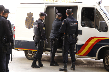 21 Stunden am Tag zur Prostitution gezwungen: Festnahmen auf Mallorca!