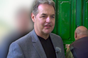 Gerichtsvollzieher dringt in Schuldner-Wohnung ein: "Könnt direkt alle wieder gehn, verpisst euch!"