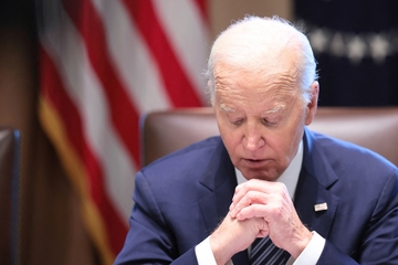 Biden uses executive privilege to block Republicans from classified doc interviews
