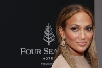 Is Jennifer Lopez dating a famous athlete after her divorce?