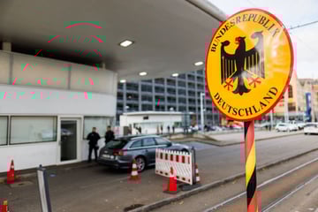 Verstärkte Kontrollen: Hunderte Schleuser an Grenzen festgenommen