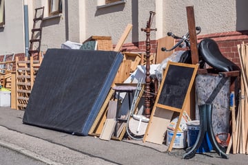 Schrott bleibt oft stehen! Vorsicht vor inoffiziellen Sperrmüll-Sammlungen in Sachsen
