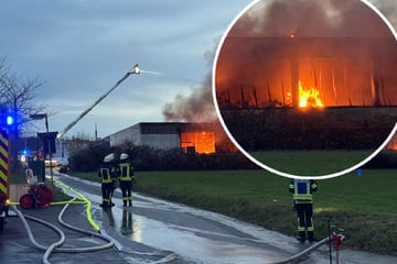 Großbrand in Metallbetrieb: Warnung an Bevölkerung