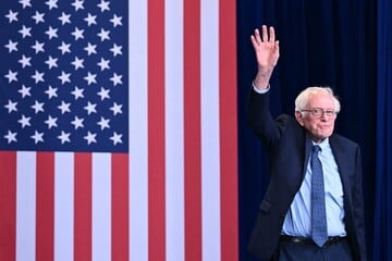 Bernie Sanders addresses third-party speculation amid scathing criticism of Democrats