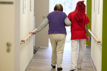 Thüringer Pflegekräfte verdienen mehr: Welche drastische Folgen das hat