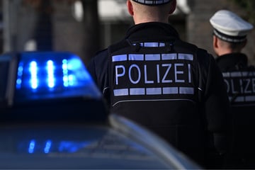 Berlin: Polizei stoppt BMW: Spielzeugwaffen sichergestellt