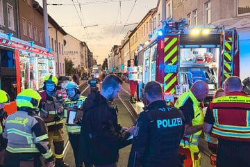 Feuer-Alarm in Mehrfamilienhaus: Polizei geht von Brandstiftung aus