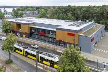 Berlin: "Schwebender" REWE eröffnet: Das sind die Highlights des Super-Supermarkts