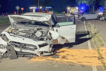 Tödliche Kollision: Frau übersieht Mercedes und stirbt an Unfallstelle