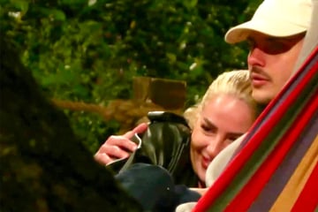 Sex-Malheur im "Promihof": Emma Fernlund und Tim Kühnel fragen nach Pille danach
