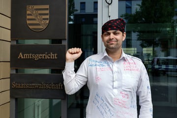 Schmier-Attacke auf rechtes Schulungszentrum in Chemnitz: Student vor Gericht