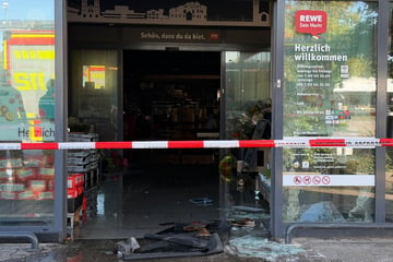 Ein Verletzter bei Feuer in Rewe-Markt: Mutmaßlicher Brandstifter festgenommen