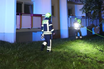 Chemnitz: Feuerwehreinsatz in Chemnitz: Brand auf Balkon