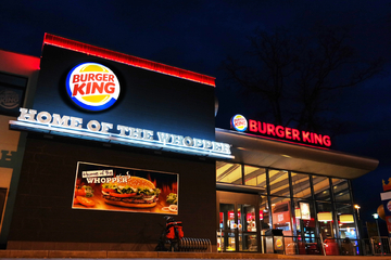 Nachbarn aus der Hölle: Wegen Lärm gezwungen im Burger King zu schlafen!