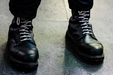 Mutmaßlicher Rechtsextremist (17) soll Sprengstoff-Anschläge vorbereitet haben