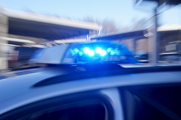 Berlin: 15-Jähriger klaut Mietwagen und rast auf Flucht vor Polizei durch Neukölln