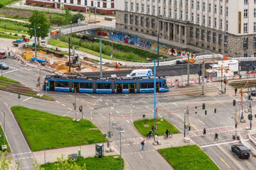Baustellen Chemnitz: Wegen Bauarbeiten am Falkeplatz in Chemnitz: Diese Busse und Bahnen fahren ab Montag anders