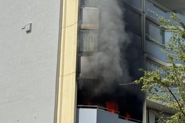 Berlin: Großbrand in Küche eines Mehrfamilienhauses - Feuerwehr noch rechtzeitig vor Ort!