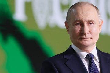 Russia slams claim that Putin is pushing Iran to accept US nuclear deal