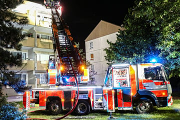 Frankfurt: Wohnung in Frankfurt brennt lichterloh: Drei Verletzte in Klinik