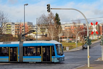 Chemnitz: Ampelanlage und Briefkasten in Chemnitz gesprengt