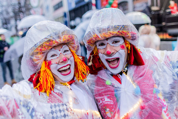 Köln: Jecken müssen blechen: Das wird beim nächsten Rosenmontagszug deutlich teurer!