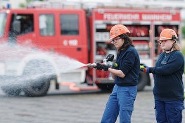 "Feuerlöschen ist absolut das Coolste": Jugendfeuerwehren so beliebt wie nie