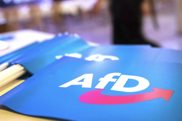 Attacke in Dresden: Wahlkampfstand der AfD angegriffen