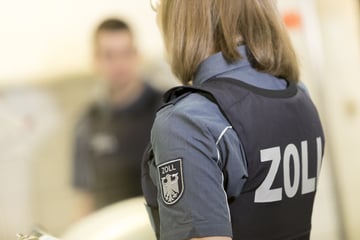 München: 130 Stangen: Mann schmuggelt Zigaretten am Zoll vorbei