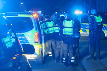 Autofahrer hält Polizei zum Narren und entwischt: Suche auch mit Hubschrauber