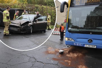 Ford kracht gegen Linienbus: 22.000 Euro Sachschaden