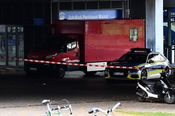 Hauptbahnhof Mainz für Stunden teils gesperrt: Koffer sorgt für Polizei-Großeinsatz