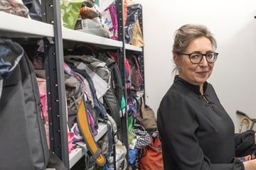 Dresden: Besuch im Fundbüro: Das vergessen die Leute in Dresden so alles